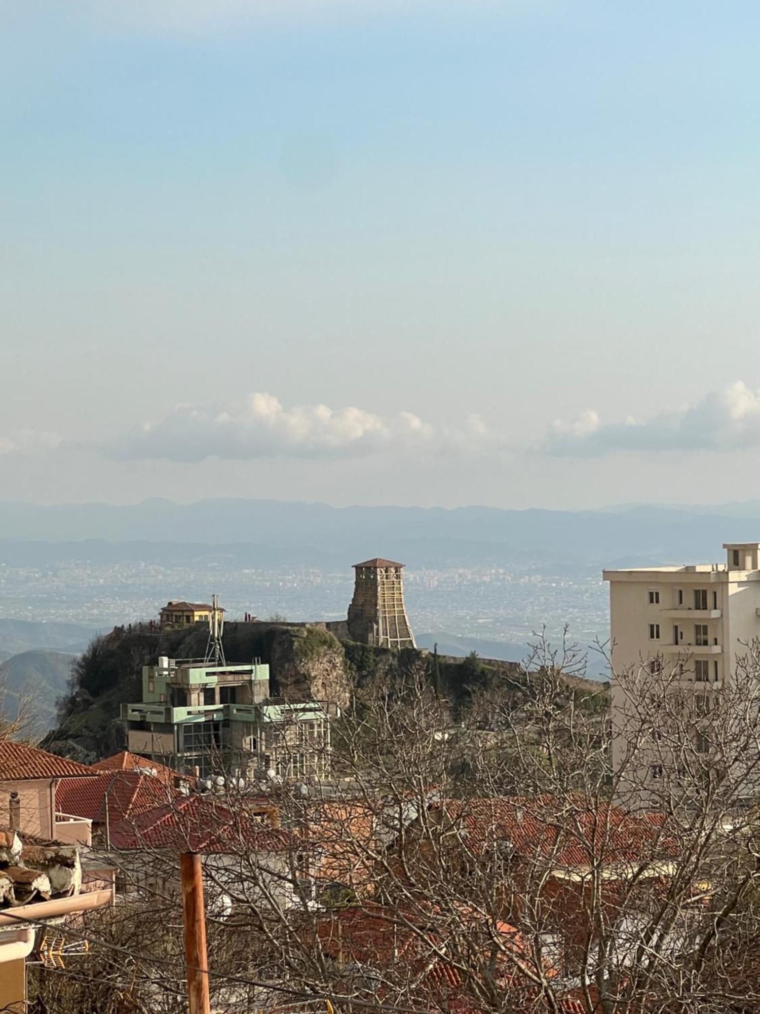 Garden Villa Guni Krujë المظهر الخارجي الصورة