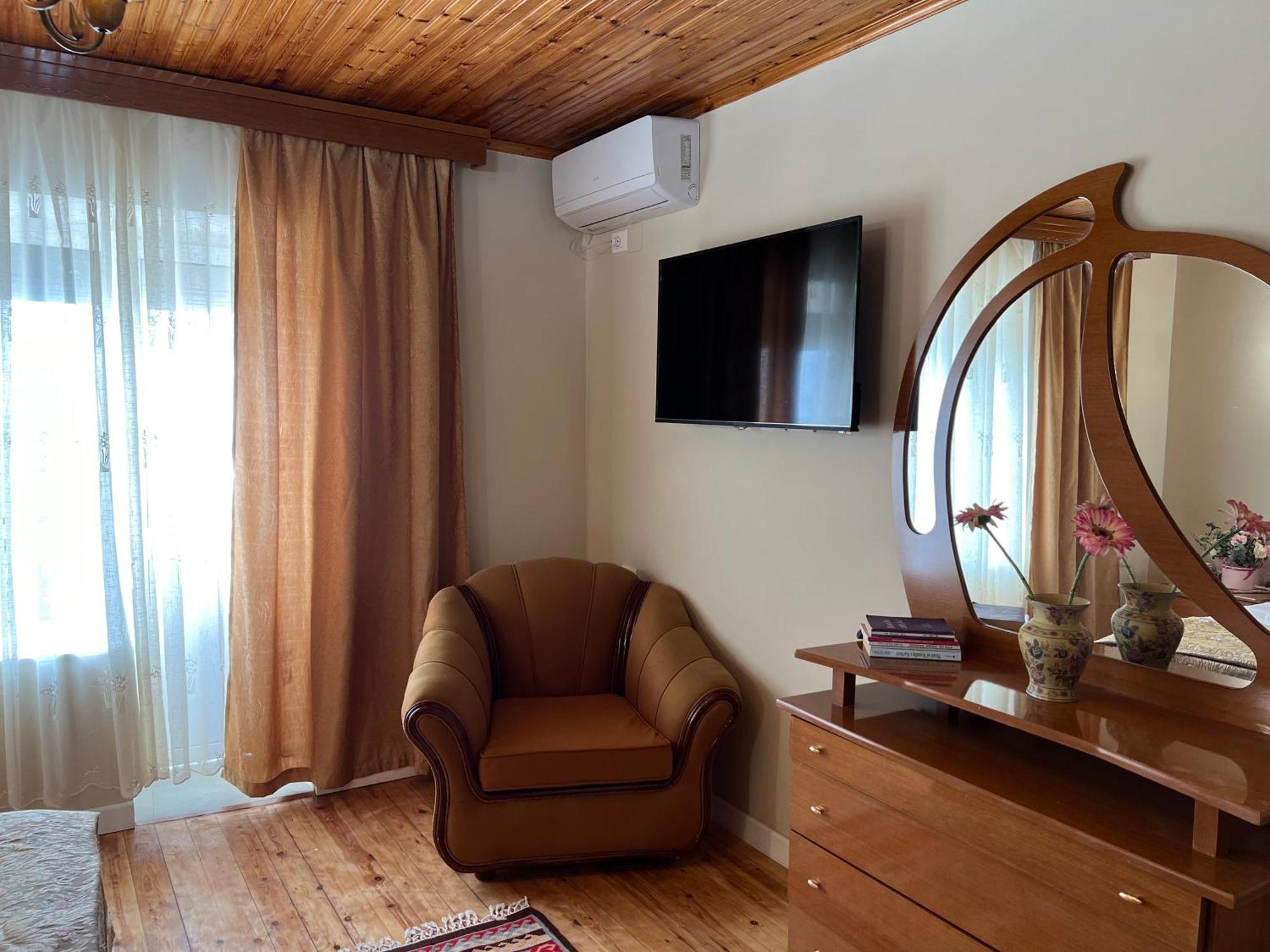 Garden Villa Guni Krujë المظهر الخارجي الصورة