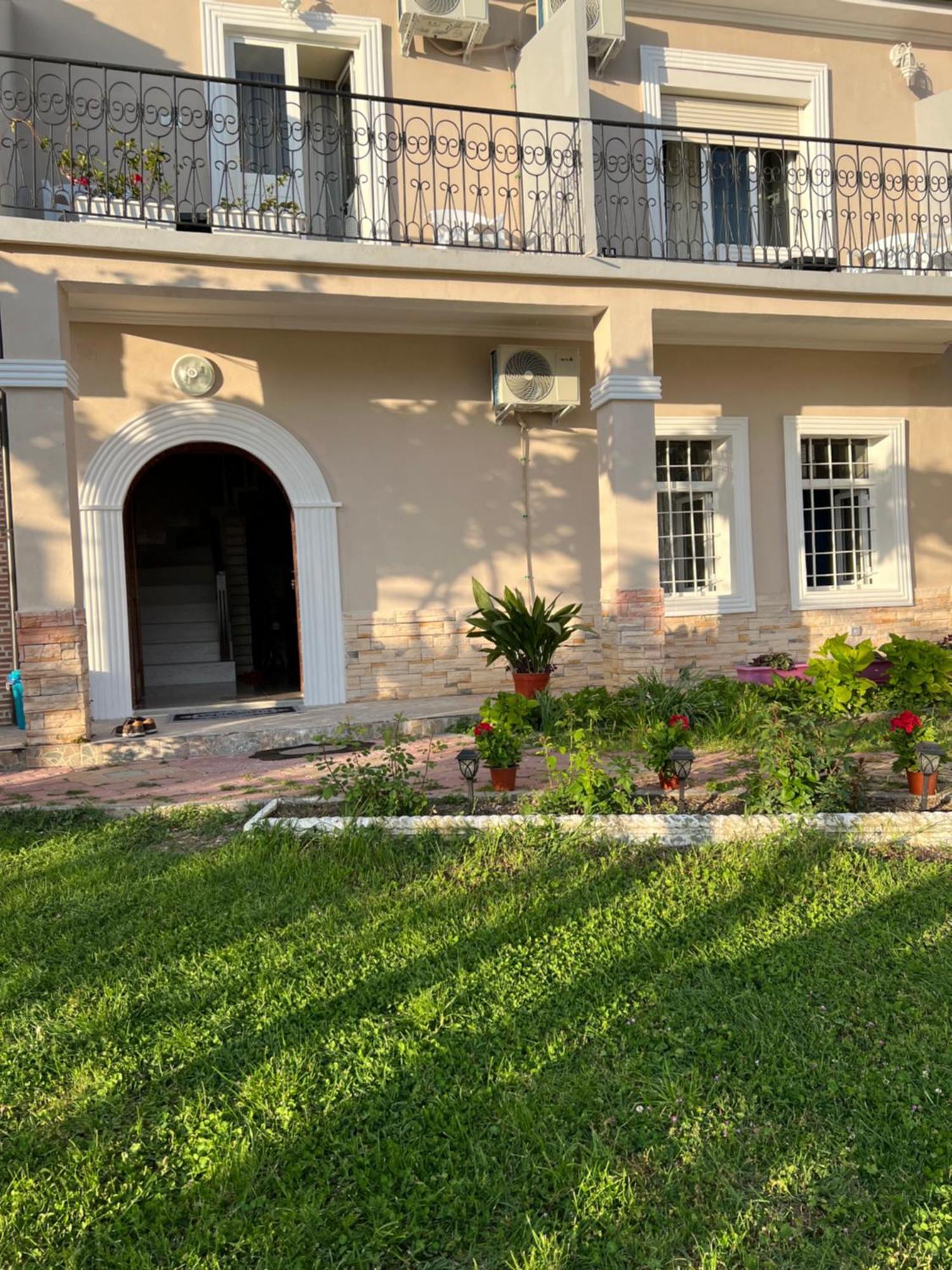Garden Villa Guni Krujë المظهر الخارجي الصورة