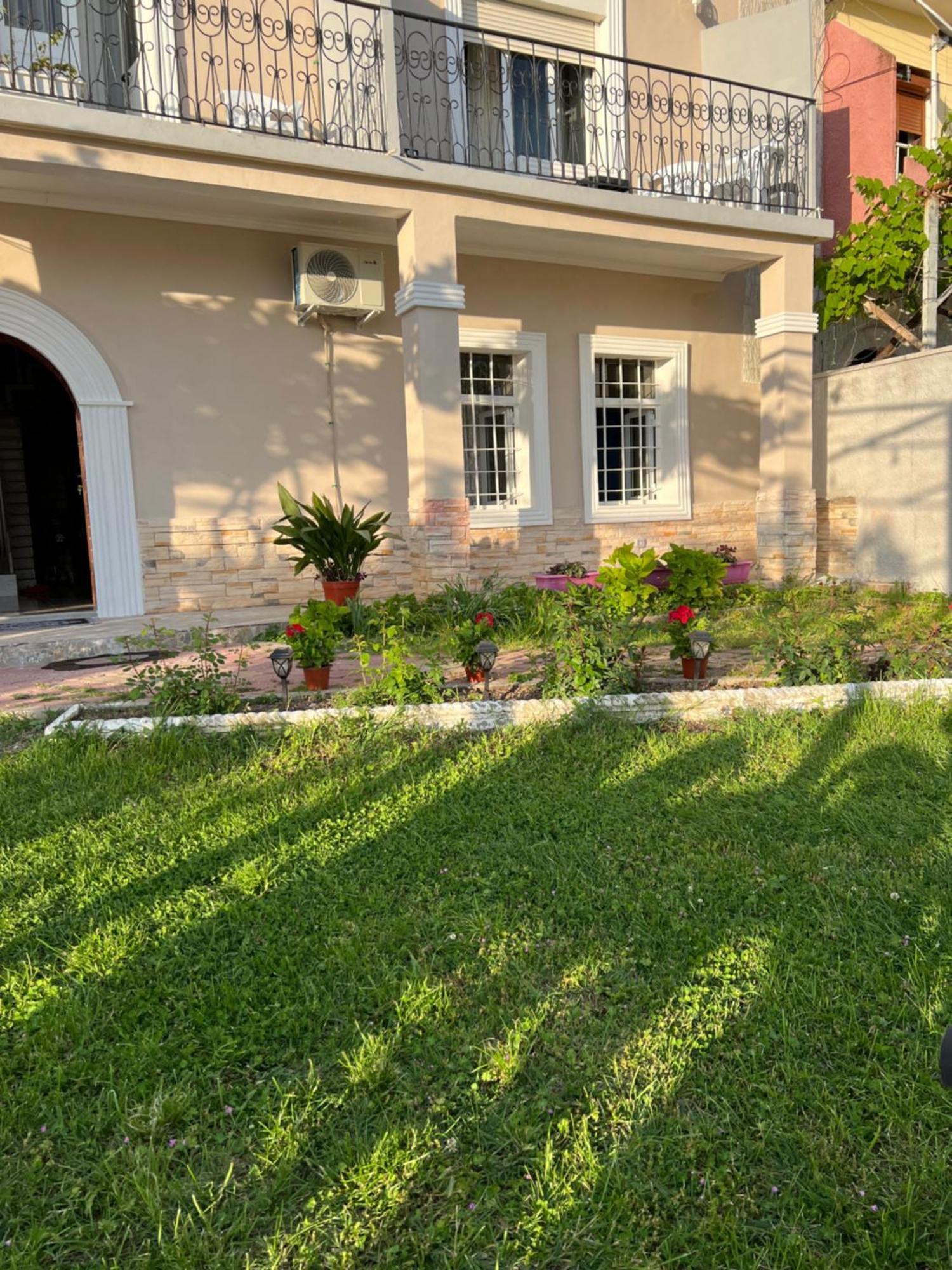 Garden Villa Guni Krujë المظهر الخارجي الصورة