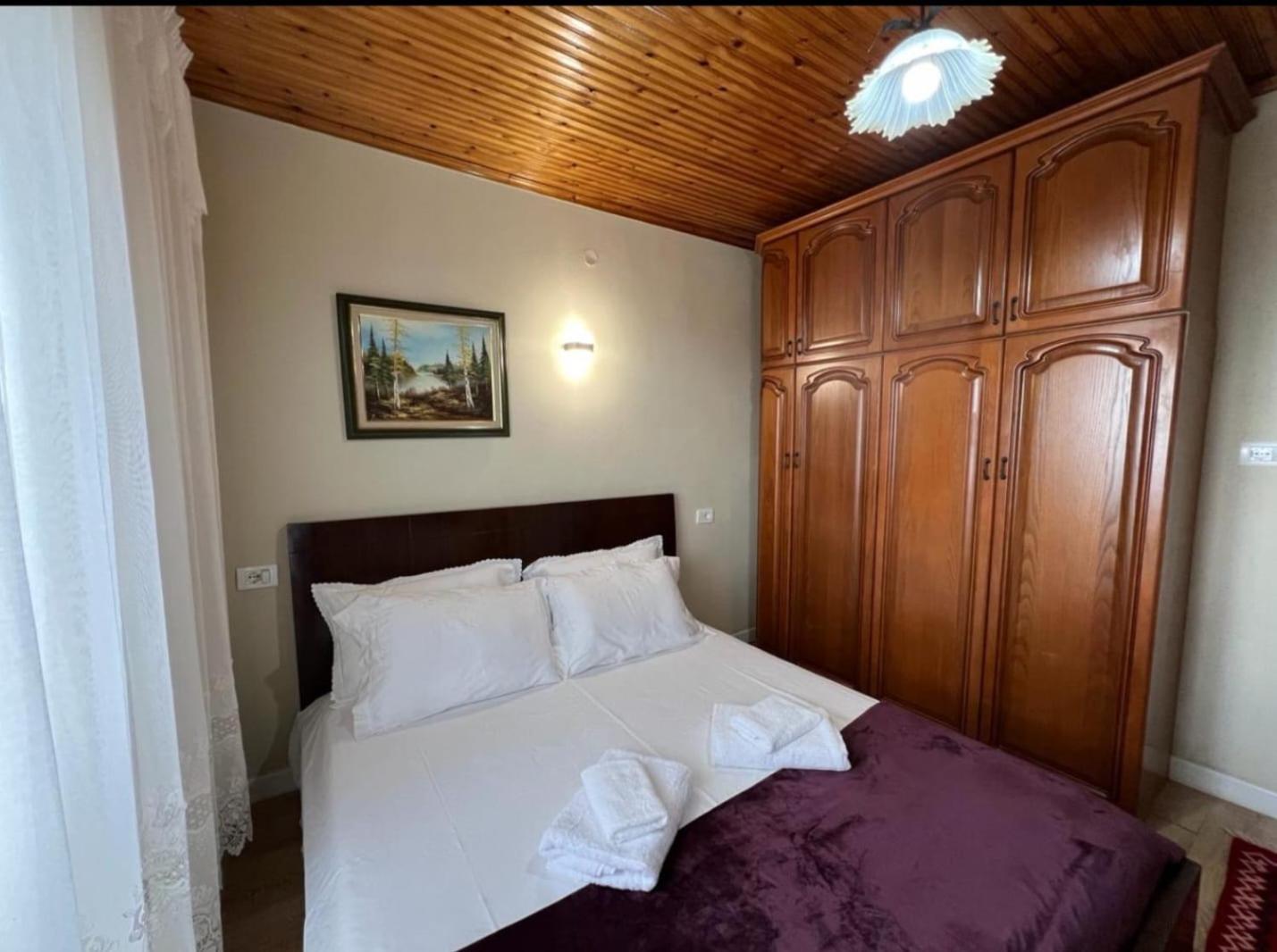 Garden Villa Guni Krujë المظهر الخارجي الصورة