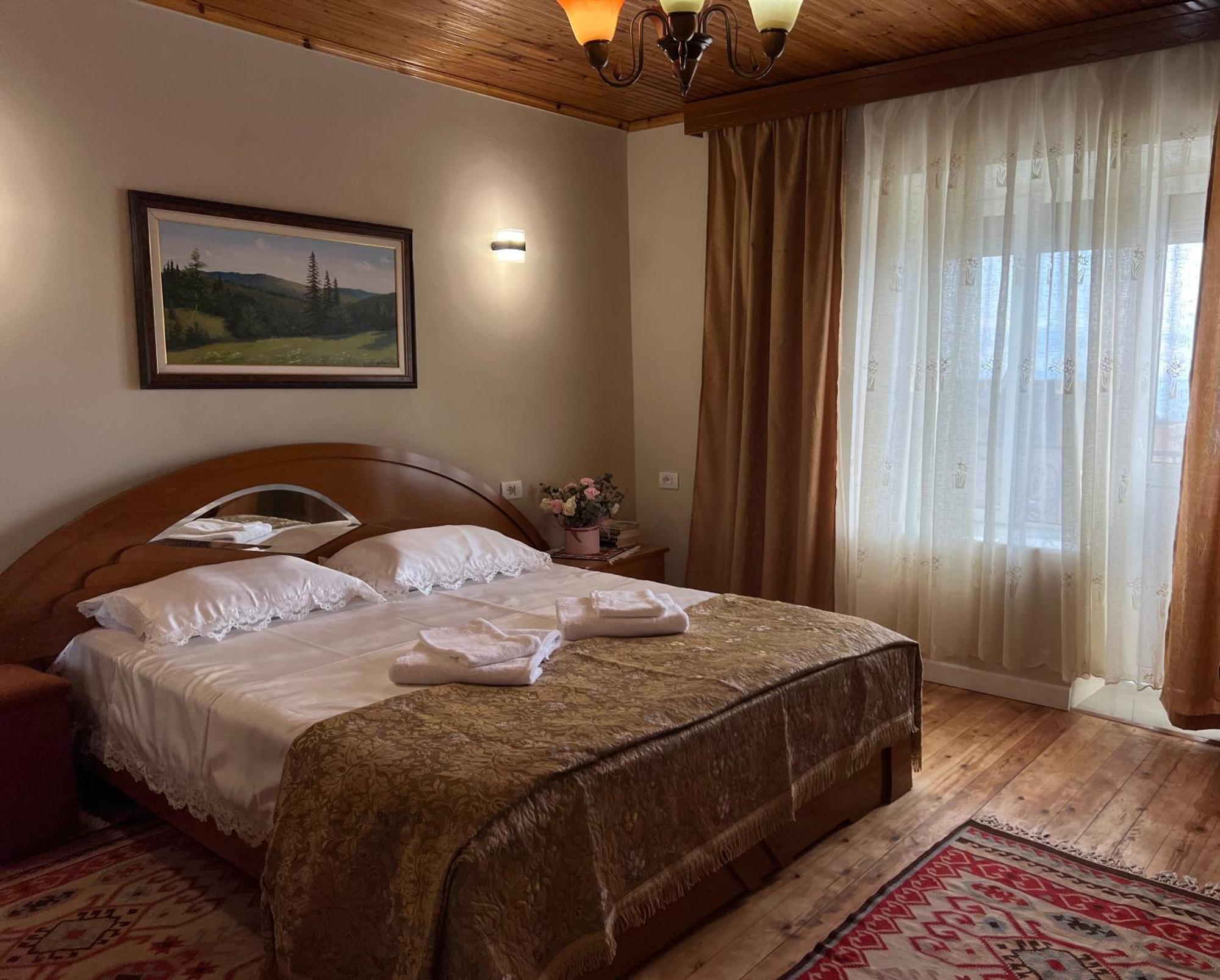 Garden Villa Guni Krujë المظهر الخارجي الصورة
